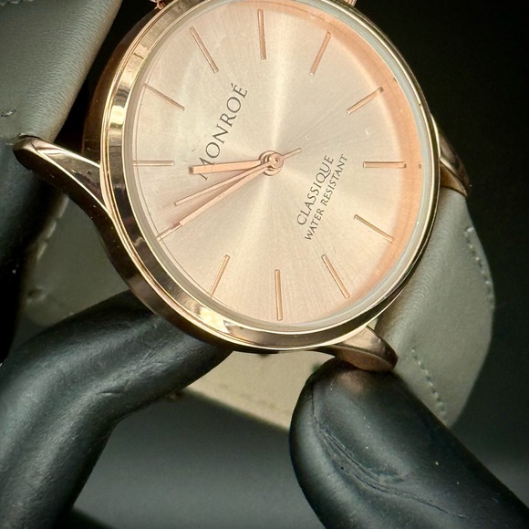 NOR Women\'s Watch in Soft Beige and Rose Gold